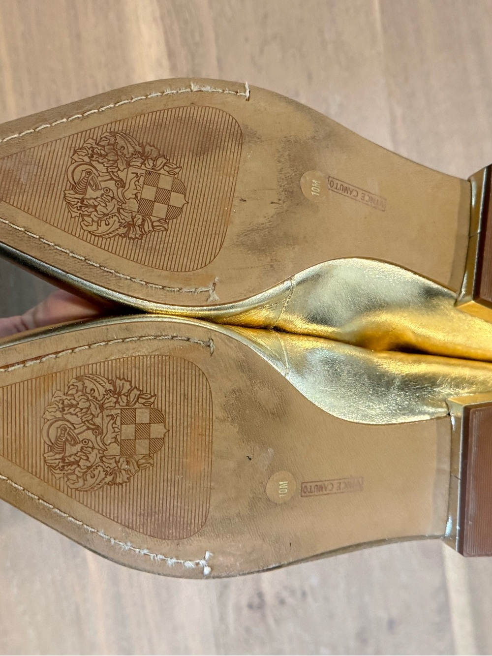 Vince Camuto gold flats size 10 - Picture 2 of 2